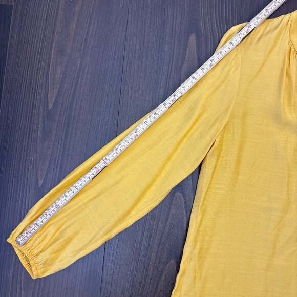 NWT Jones New York Blouse Women’s Medium Mustard Yellow V-Neck Long Sleeve‎ - Picture 13 of 16